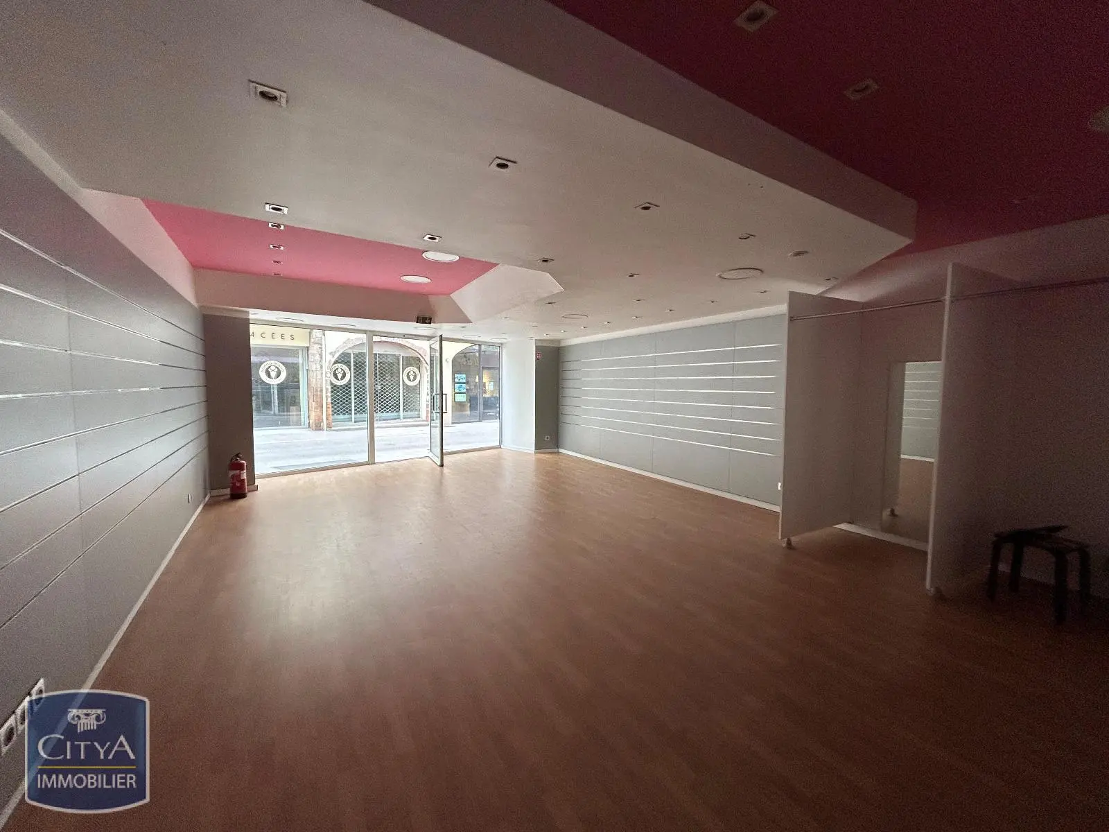 Photo 3 Local Commercial