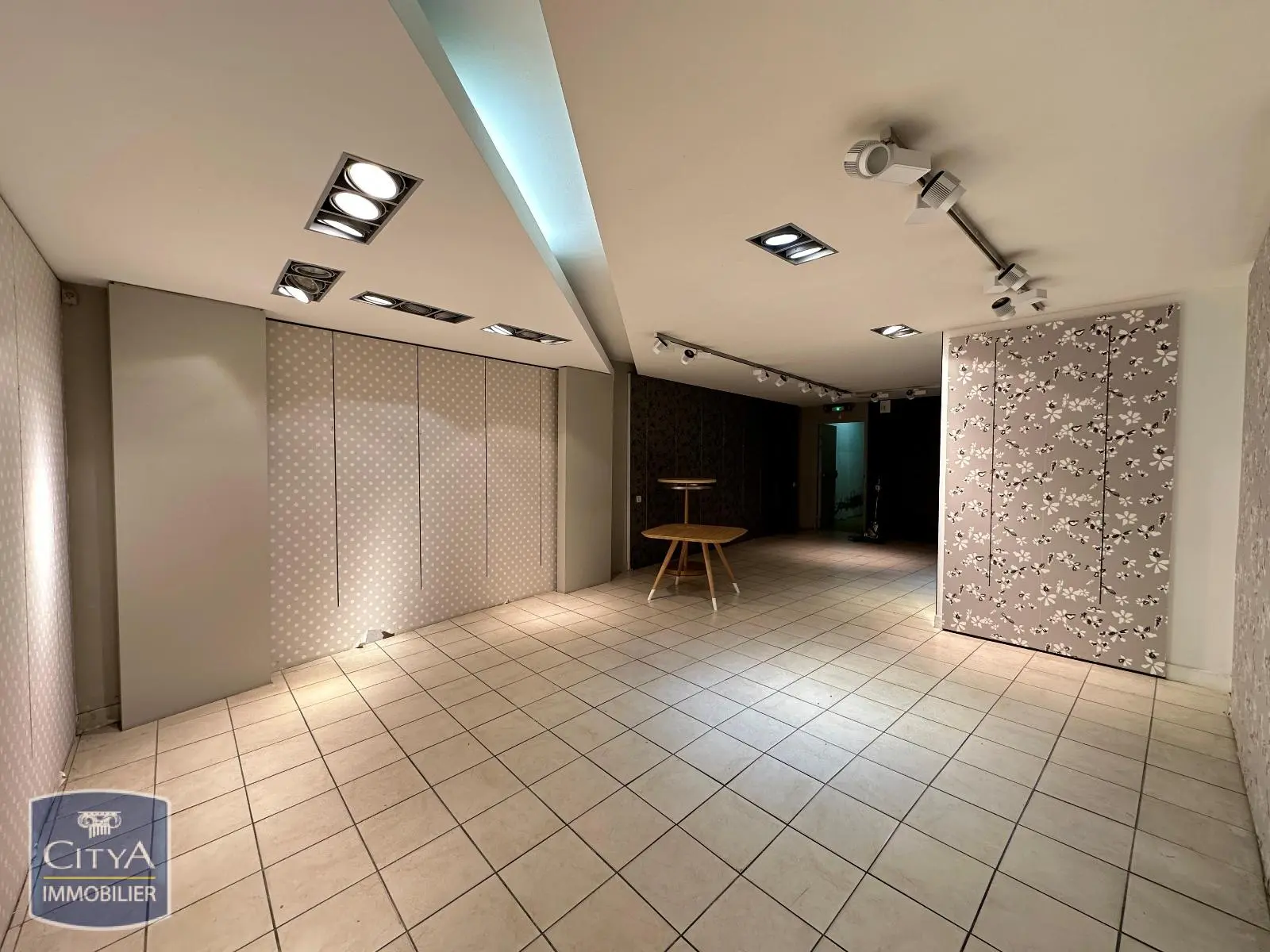 Photo 5 Local Commercial 223.2m²