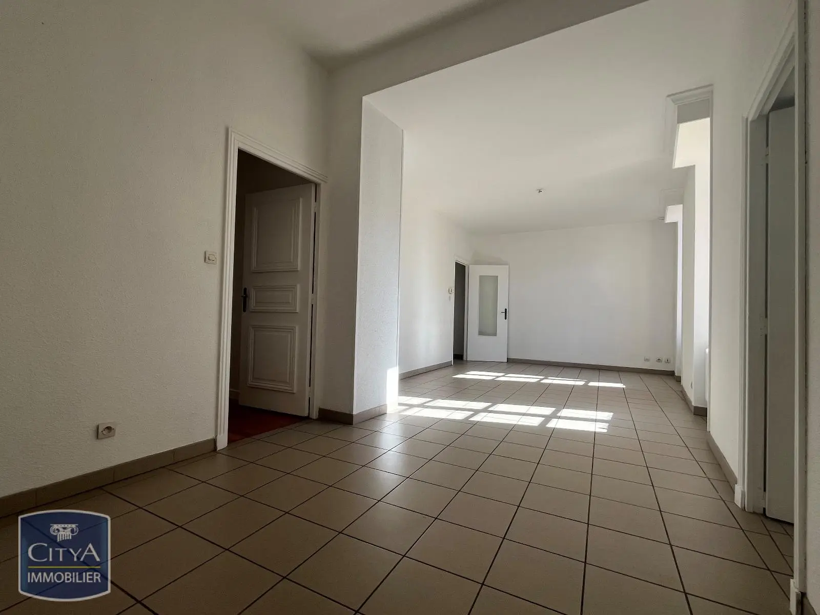 Photo 2 Appartement 3 pièces 80m²