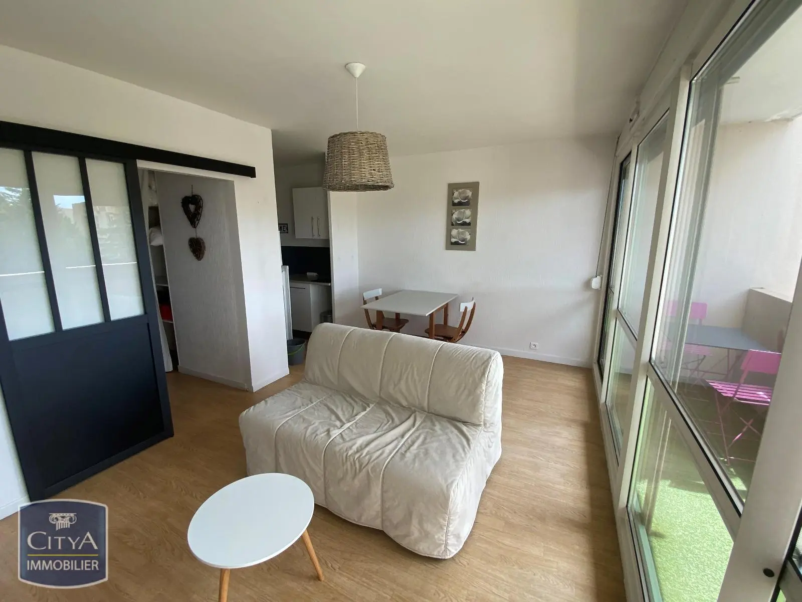 Photo 3 Appartement 1 pièce 31.31m²
