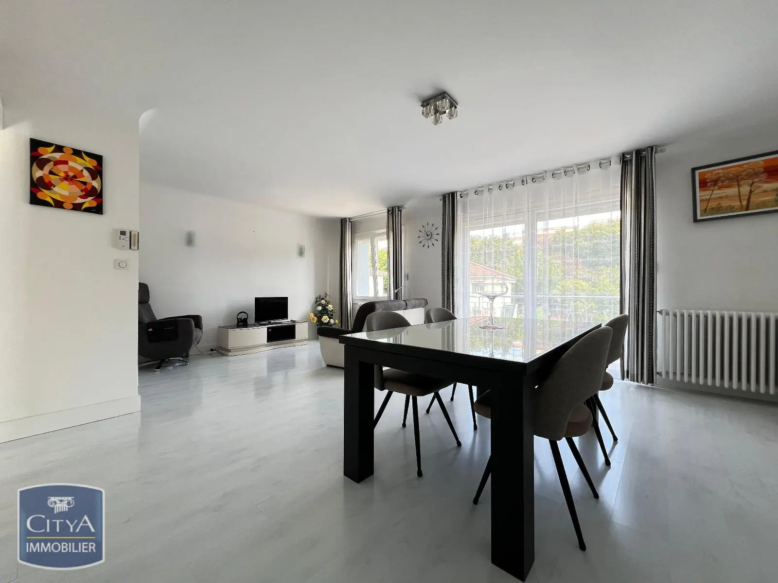 Photo 5 pour Maison 6 pièces 143m² Photo 5 Maison 6 pièces 143m²