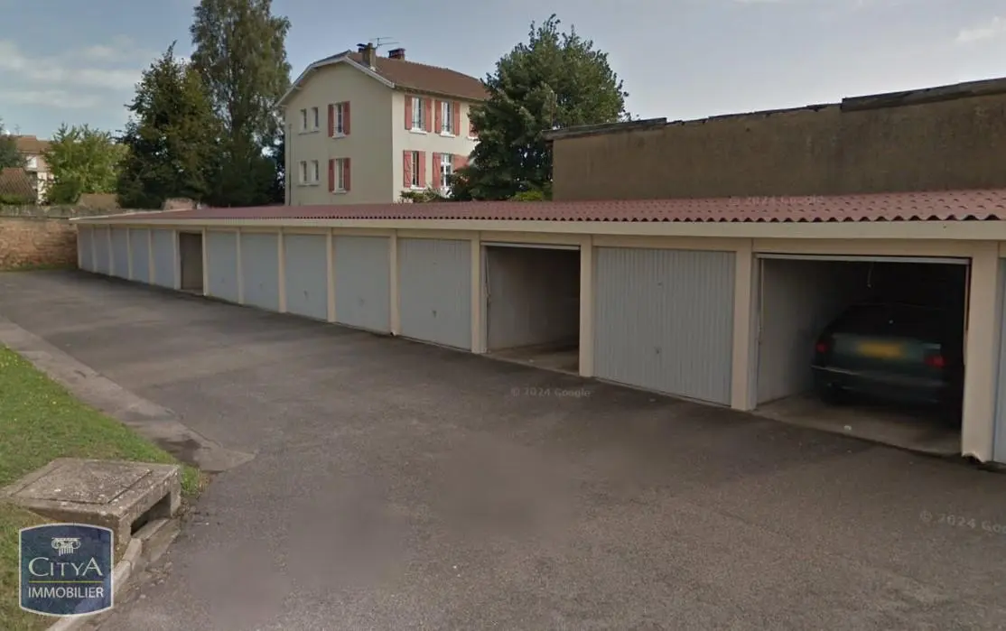 Photo 1 Parking 12m²