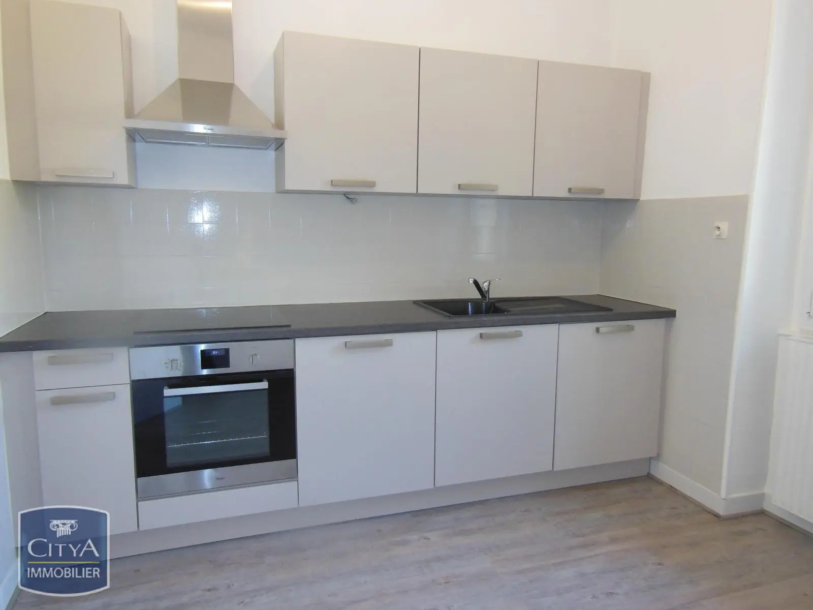 Photo 1 Appartement 5 pièces 119.93m²