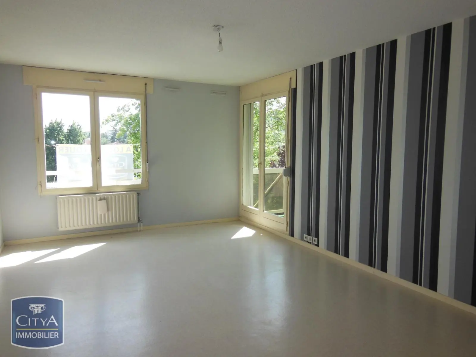 Photo 2 Appartement 3 pièces 63.96m²