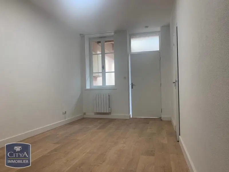 Photo 2 Appartement 1 pièce 22.2m²