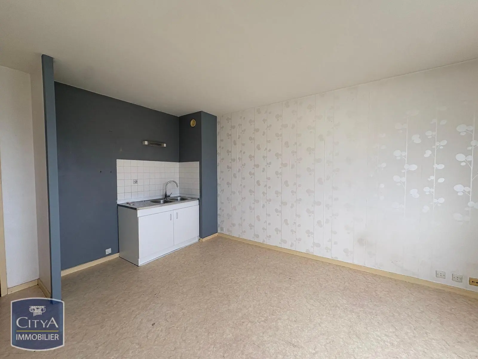Photo 2 Appartement 1 pièce 35.77m²