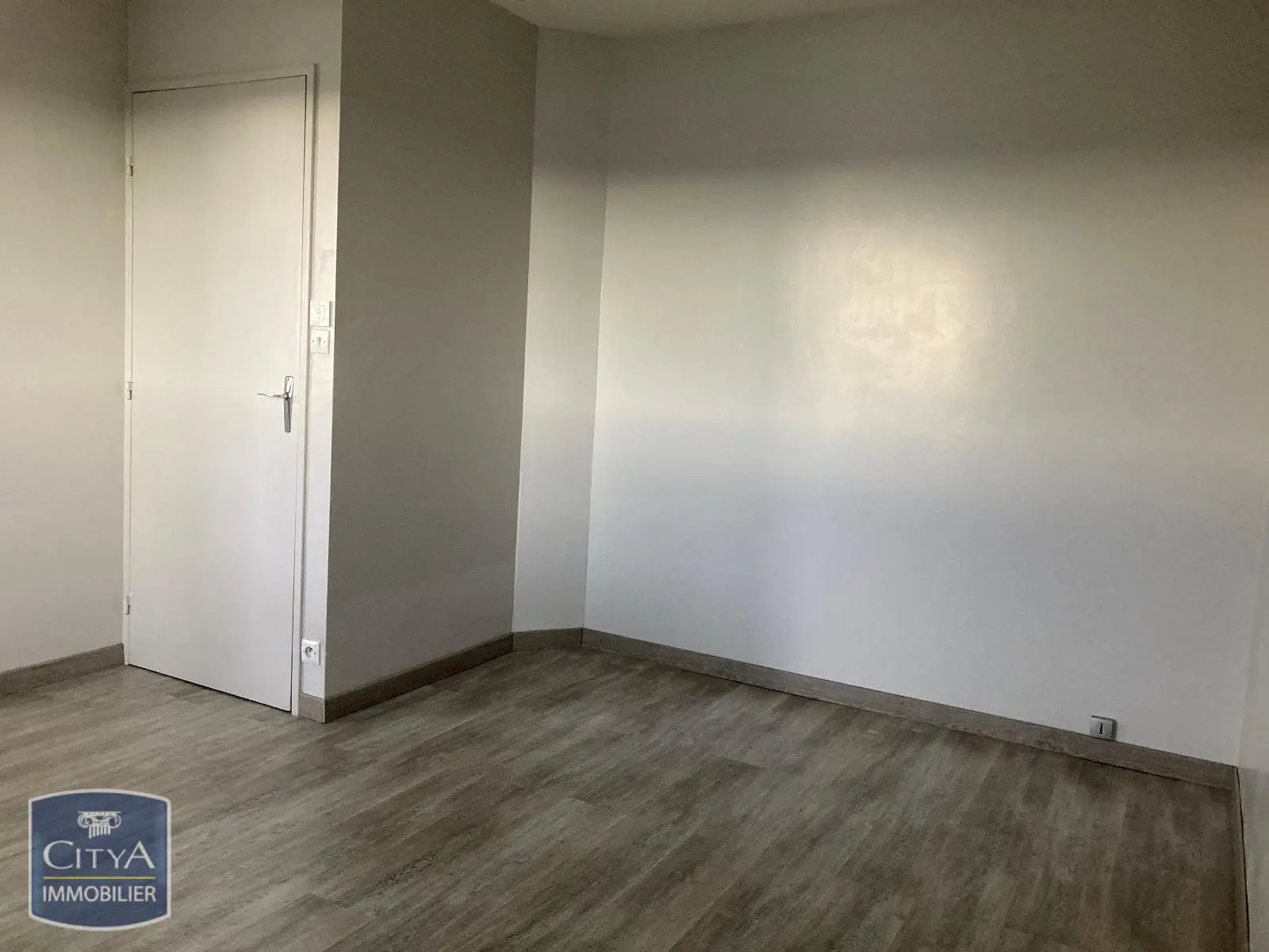 Photo 4 Appartement 1 pièce 25.8m²