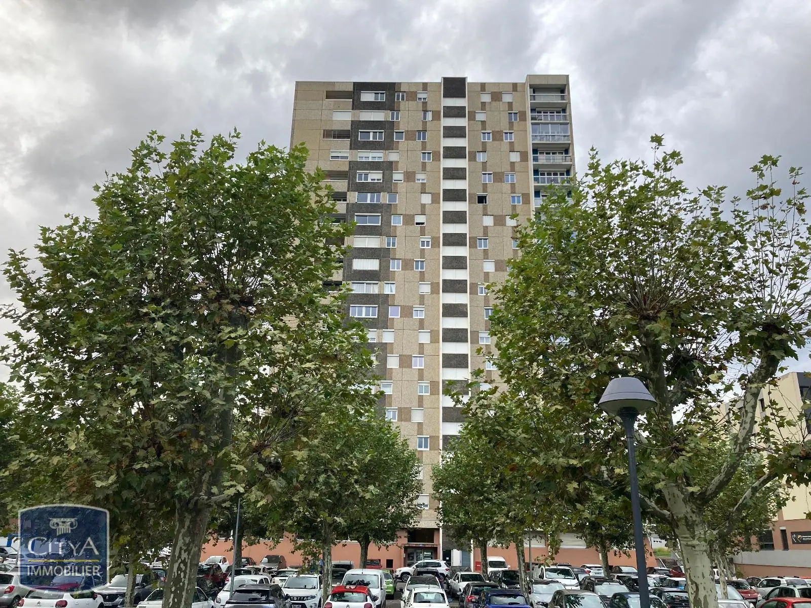 Photo 1 Appartement 1 pièce 25.8m²