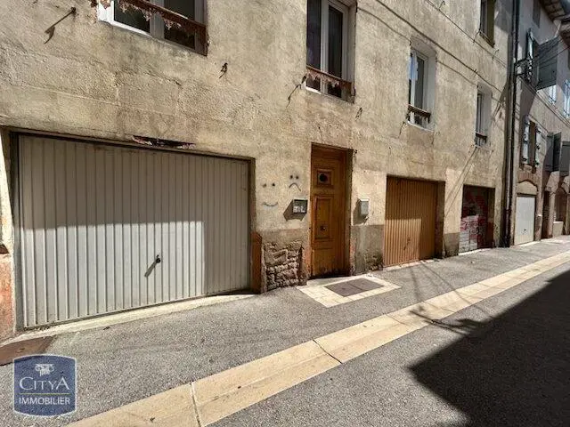 Photo 1 Parking