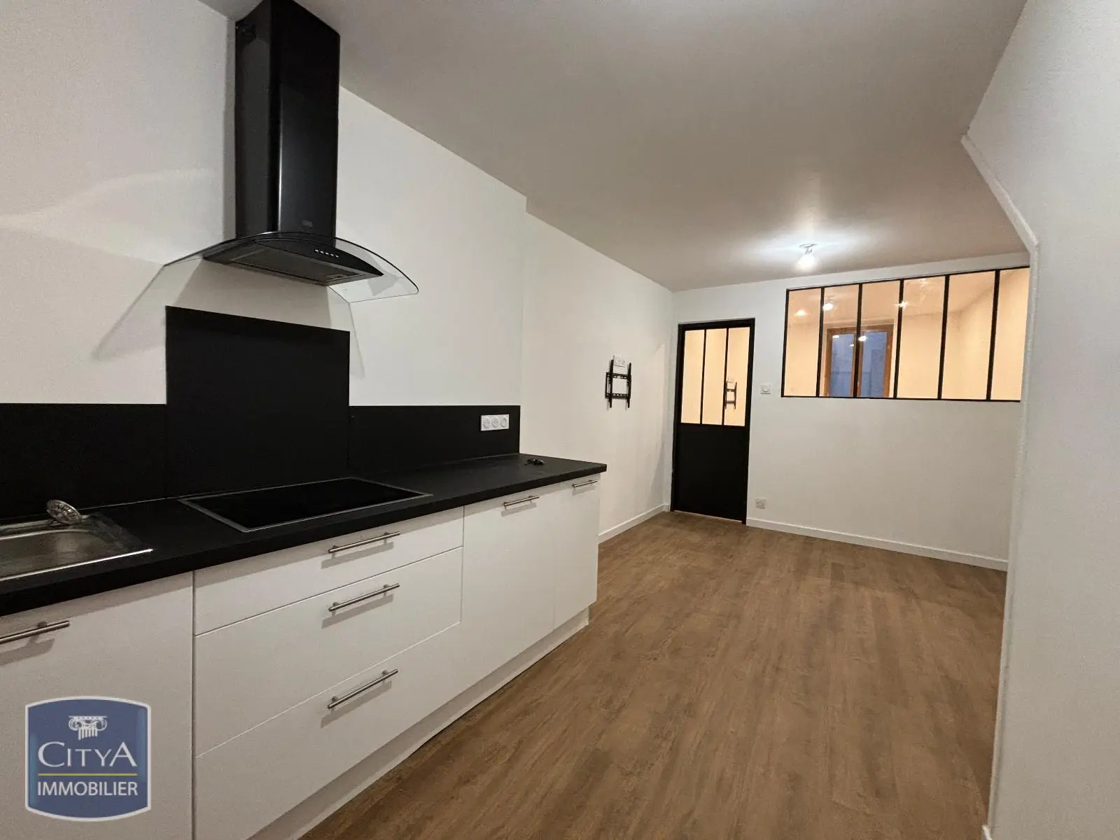 Photo 1 Appartement 2 pièces 33.04m²