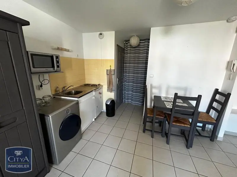 Photo 2 Appartement 1 pièce 22.57m²