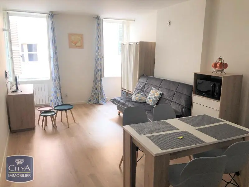 Photo 1 Appartement 1 pièce 26.65m²