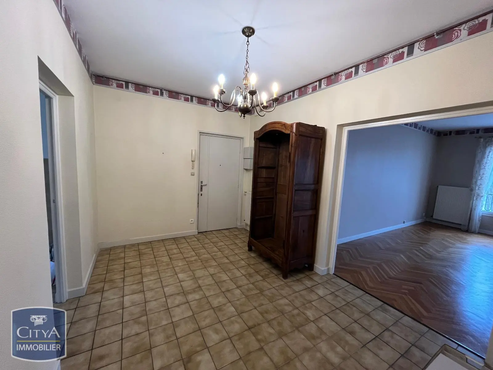 Photo 3 Appartement 4 pièces 117.99m²