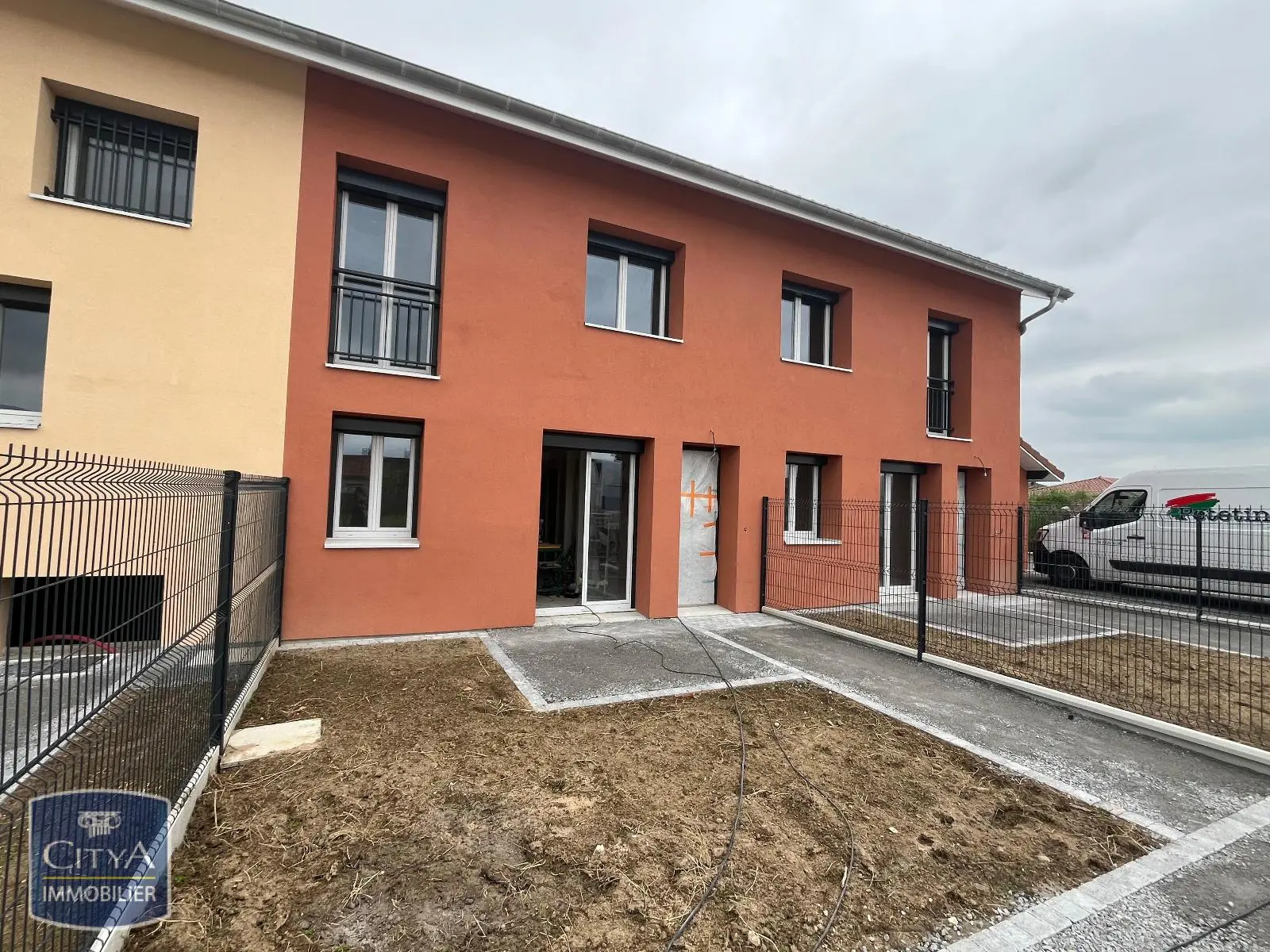 Photo 1 Appartement 4 pièces 100.51m²