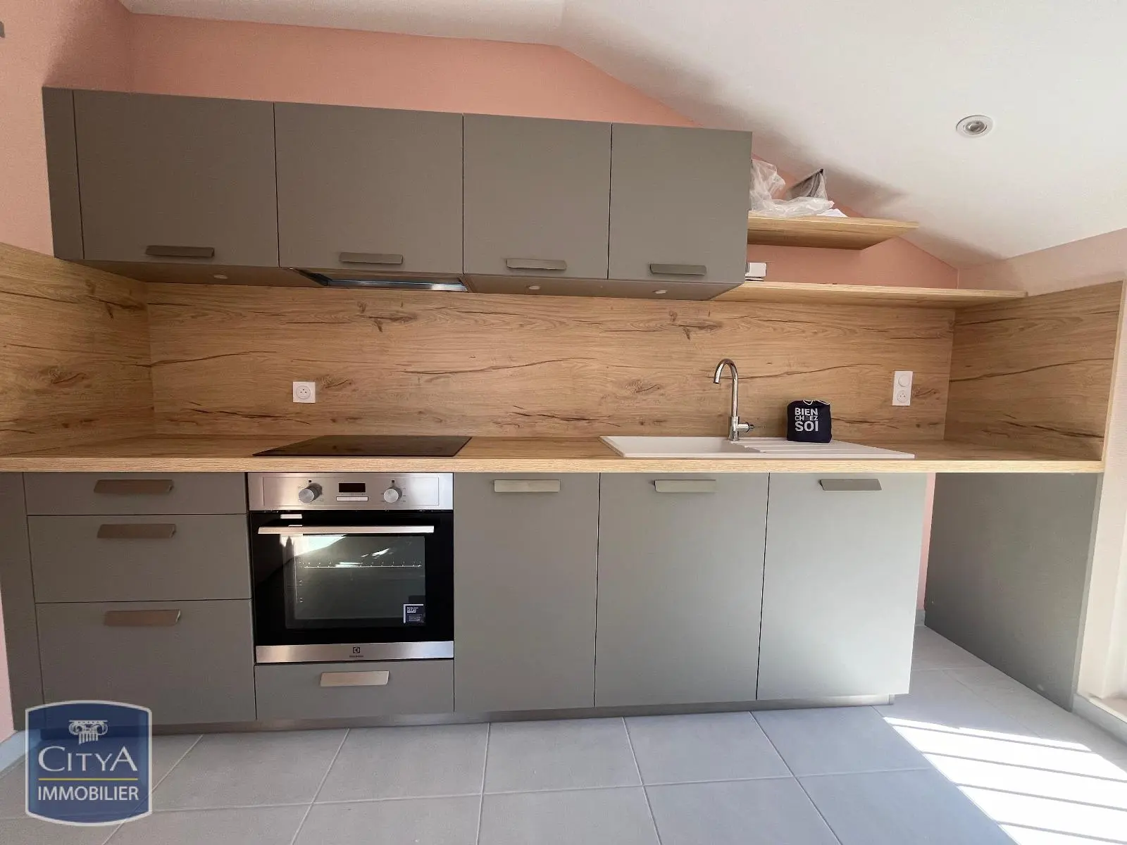 Photo 3 Appartement 4 pièces 86.36m²