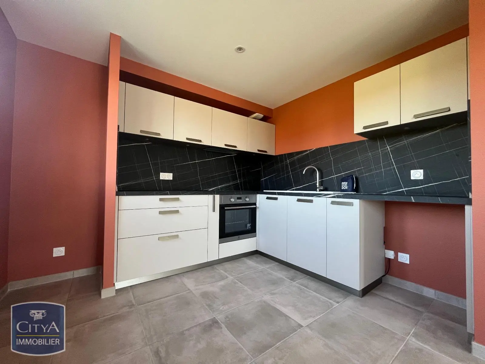 Photo 3 Appartement 4 pièces 82.2m²