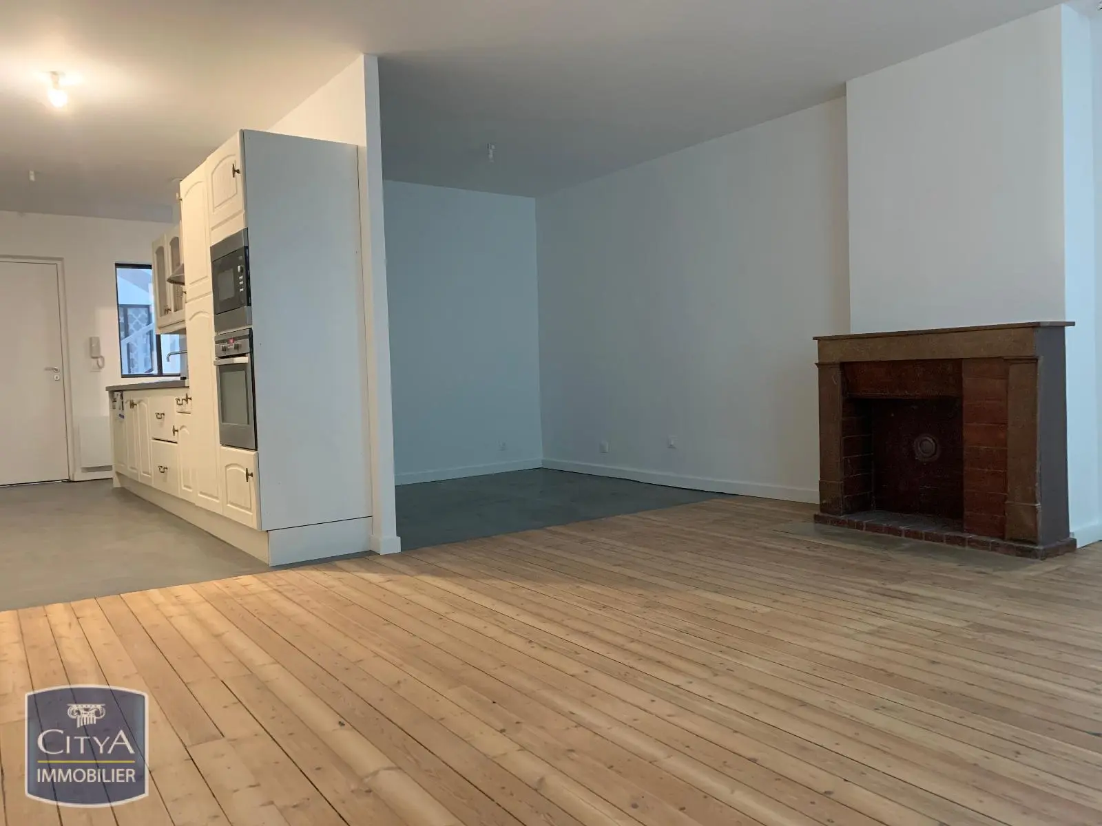 Photo 3 Appartement 1 pièce 46.46m²