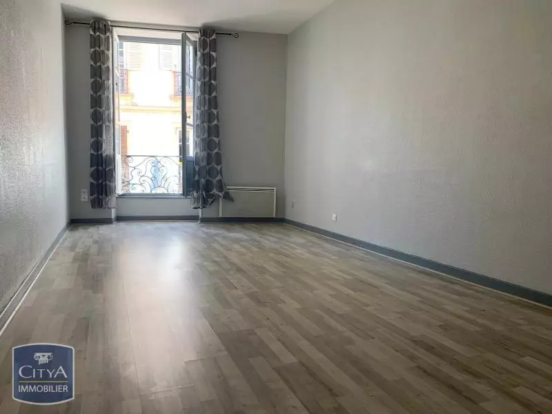 Photo 1 Appartement 1 pièce 25.81m²