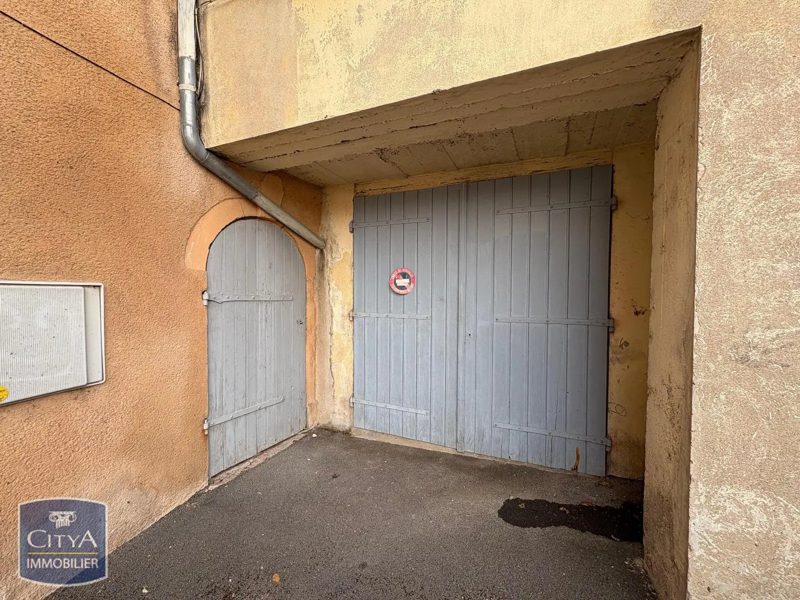 Photo 1 Parking 12m²