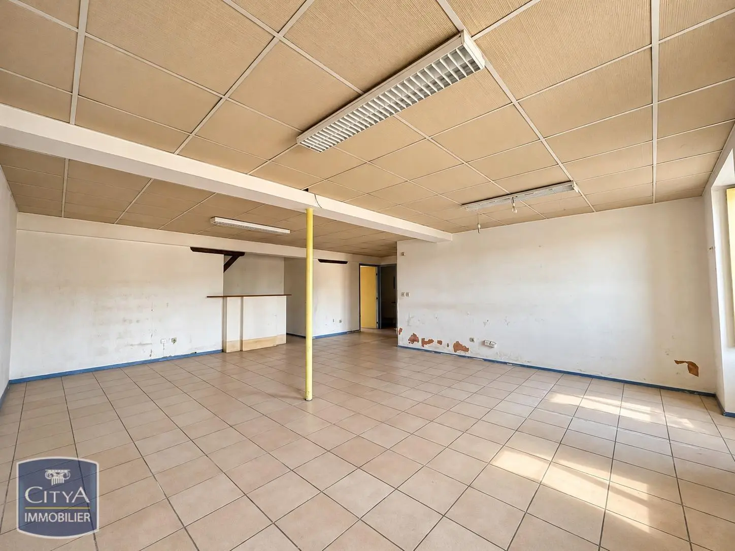 Photo 3 Local Commercial 73.91m²