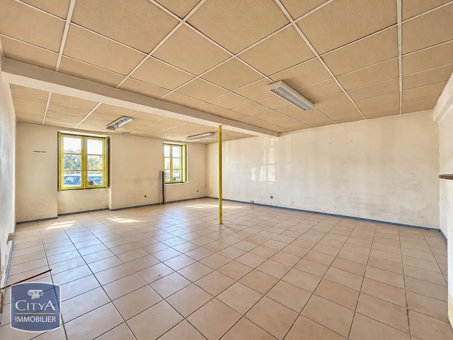 Photo 2 Local Commercial 73.91m²