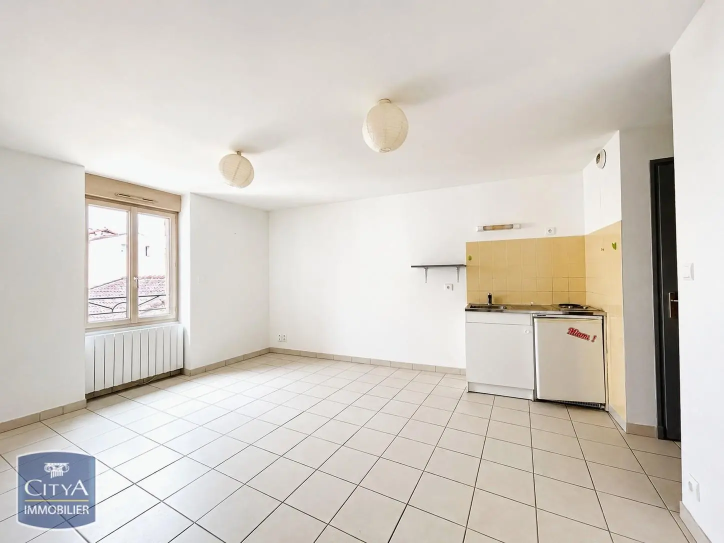 Photo 2 Appartement 1 pièce 23.36m²