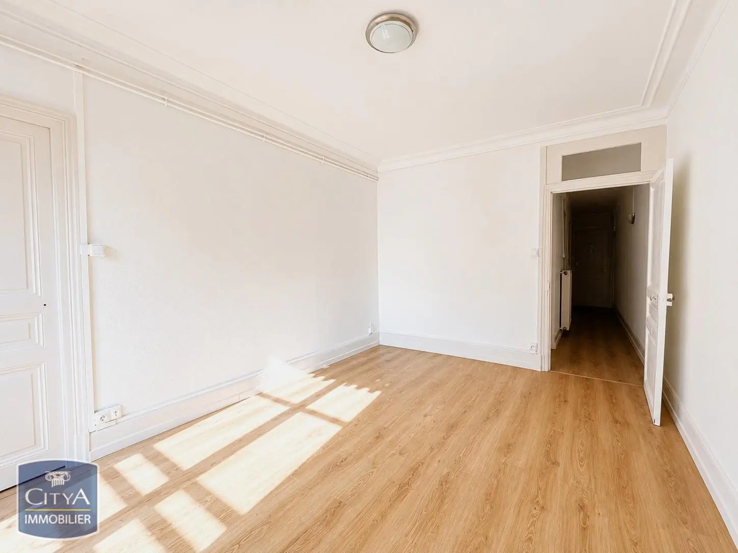 Photo 2 Appartement 2 pièces 59.7m²