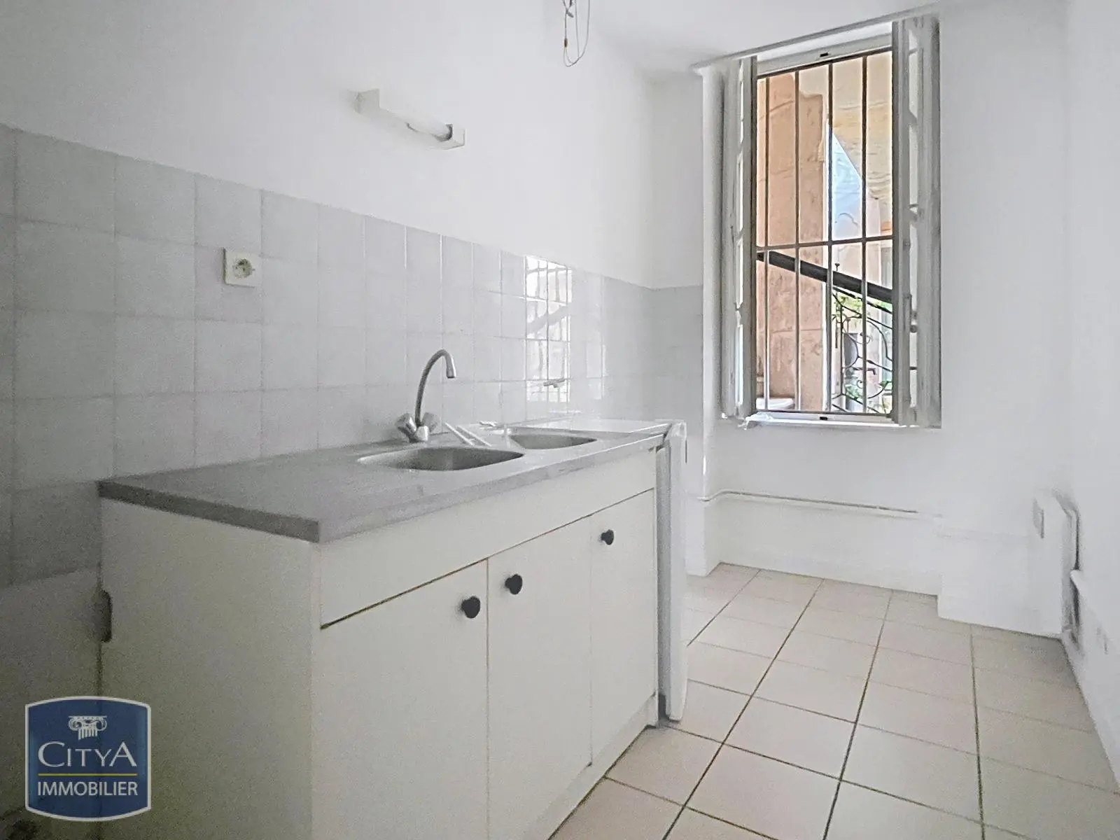 Photo 3 Appartement 1 pièce 33.22m²