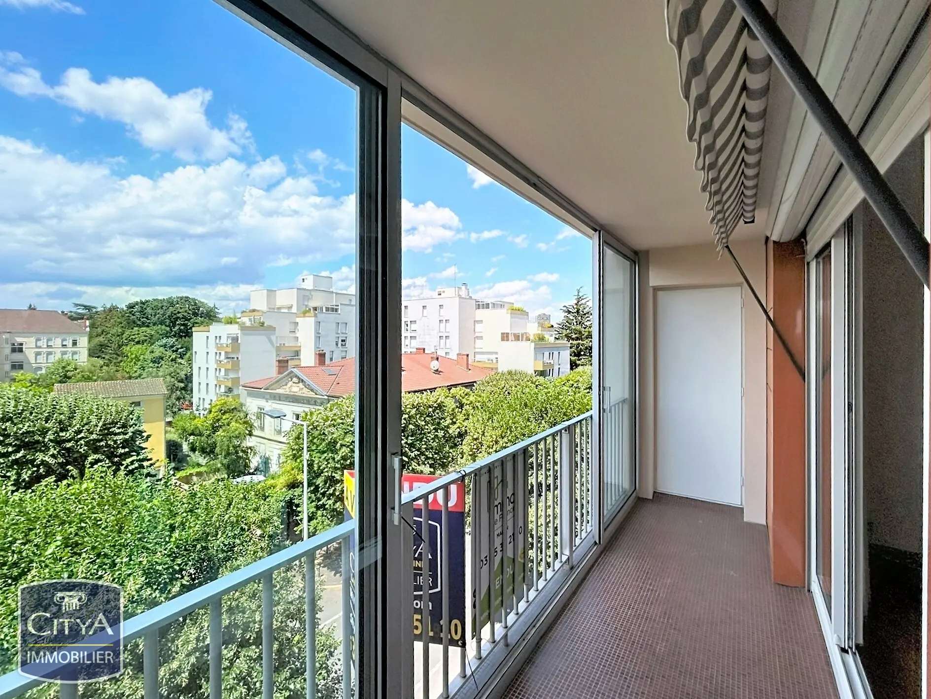 Photo 10 Appartement 5 pièces 107.43m²