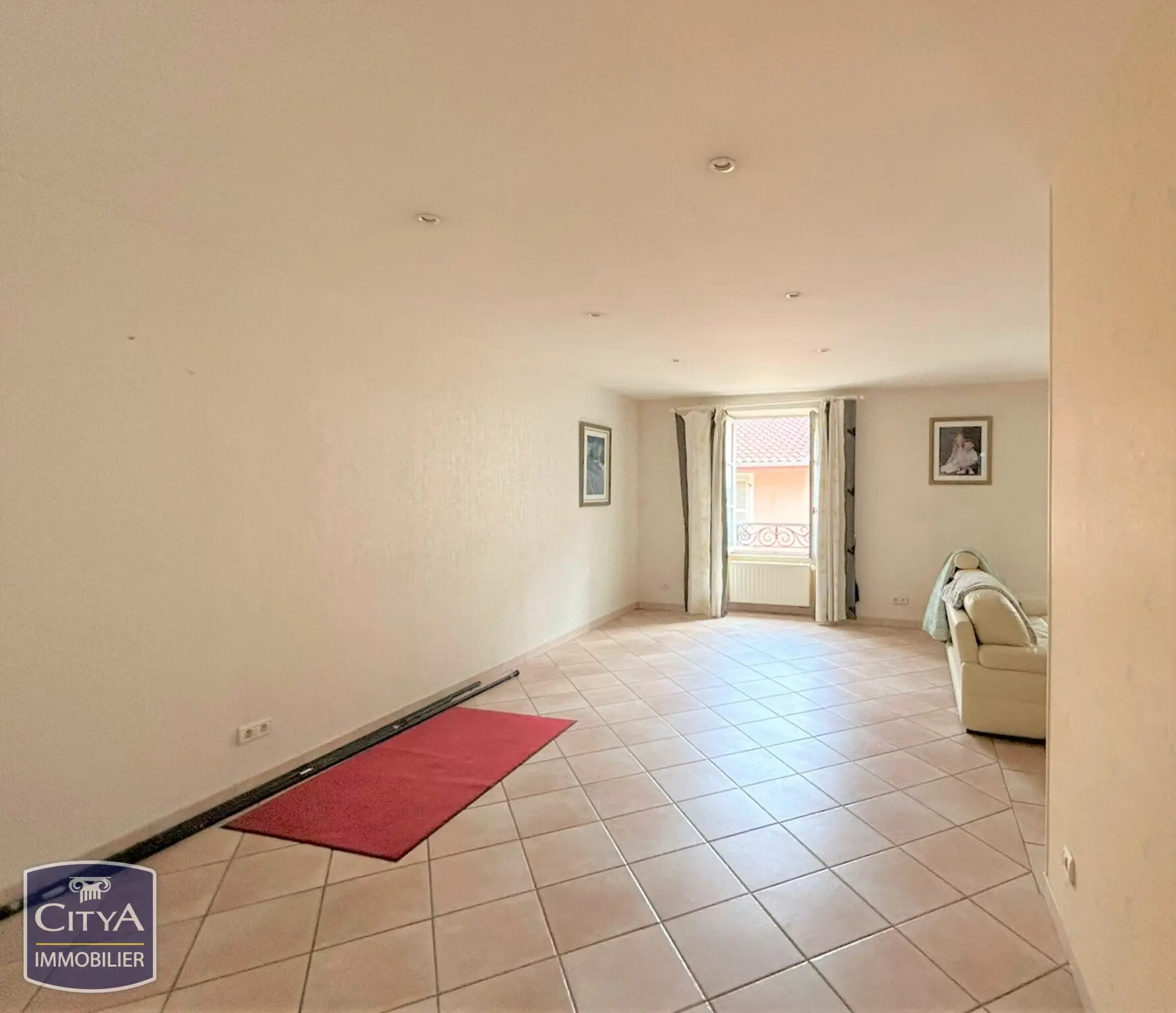 Photo 4 Immeuble 324m²