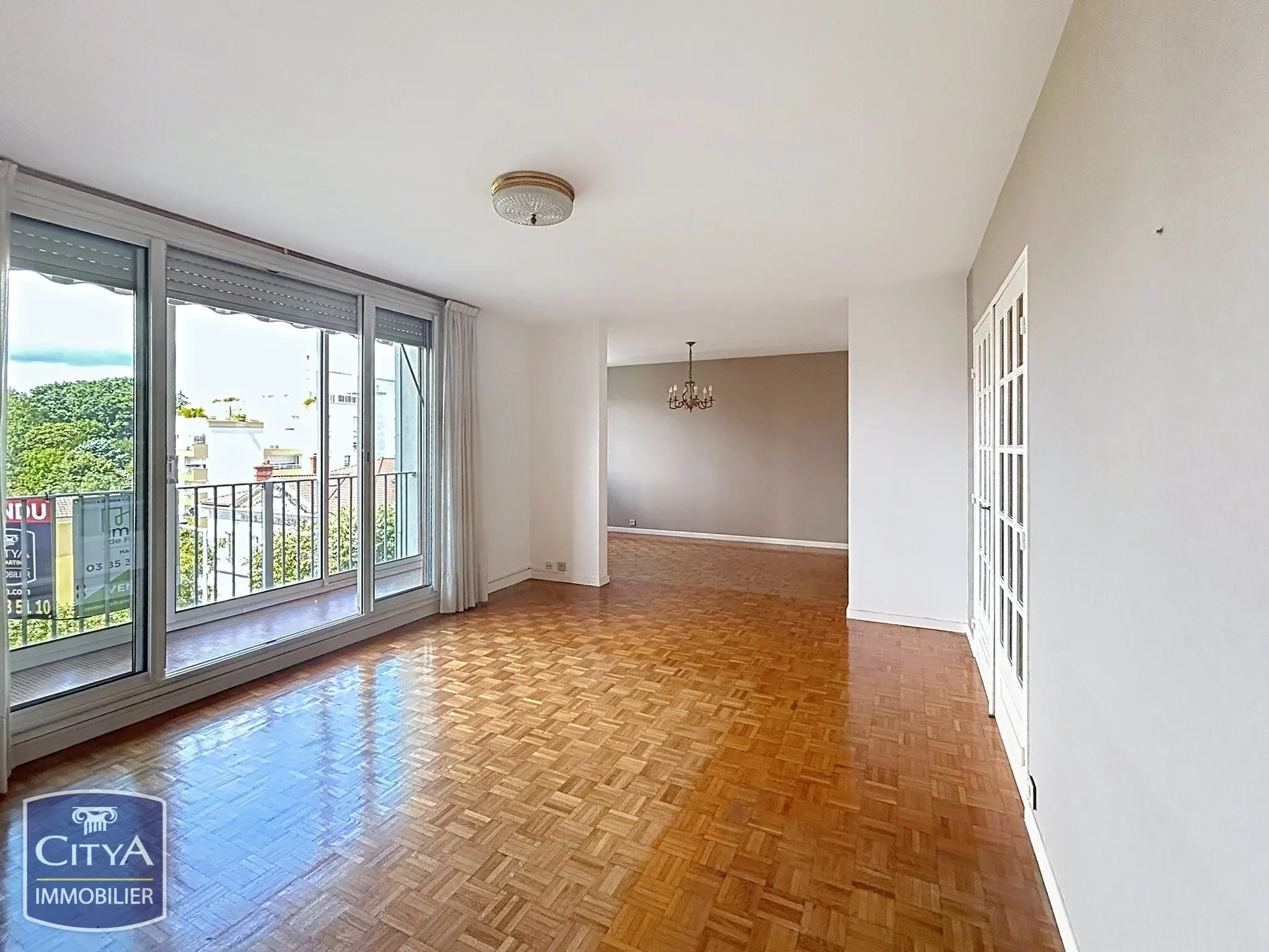 Photo 9 Appartement 5 pièces 107.43m²