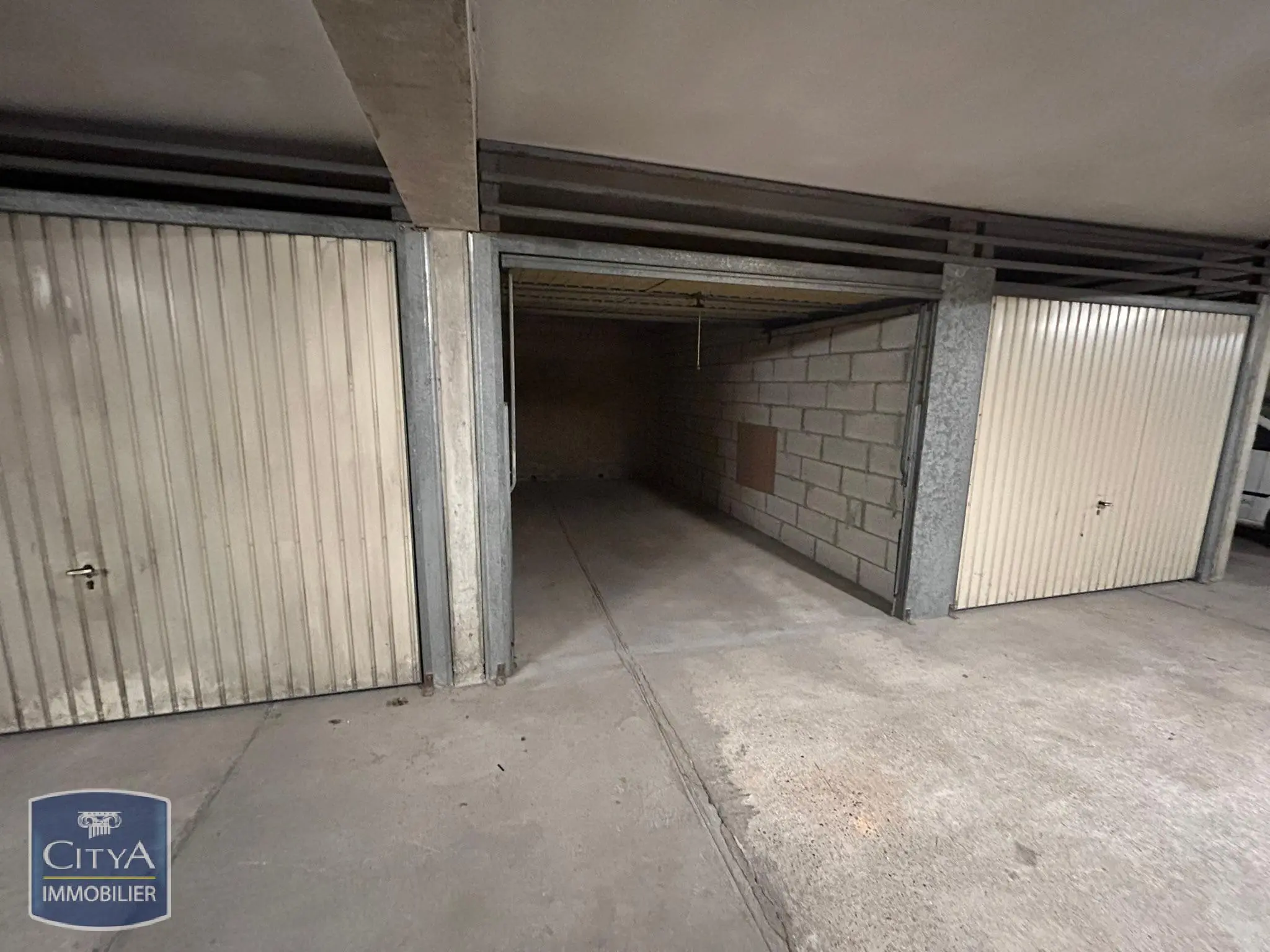 Photo 3 Parking 13m²