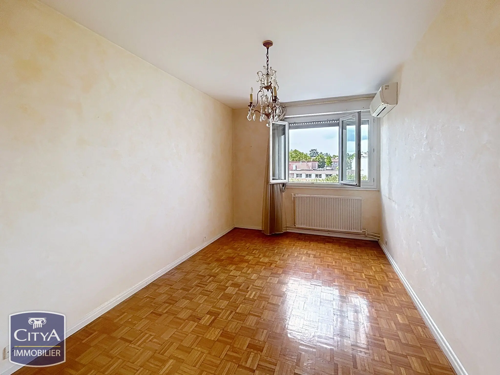 Photo 13 Appartement 5 pièces 107.43m²