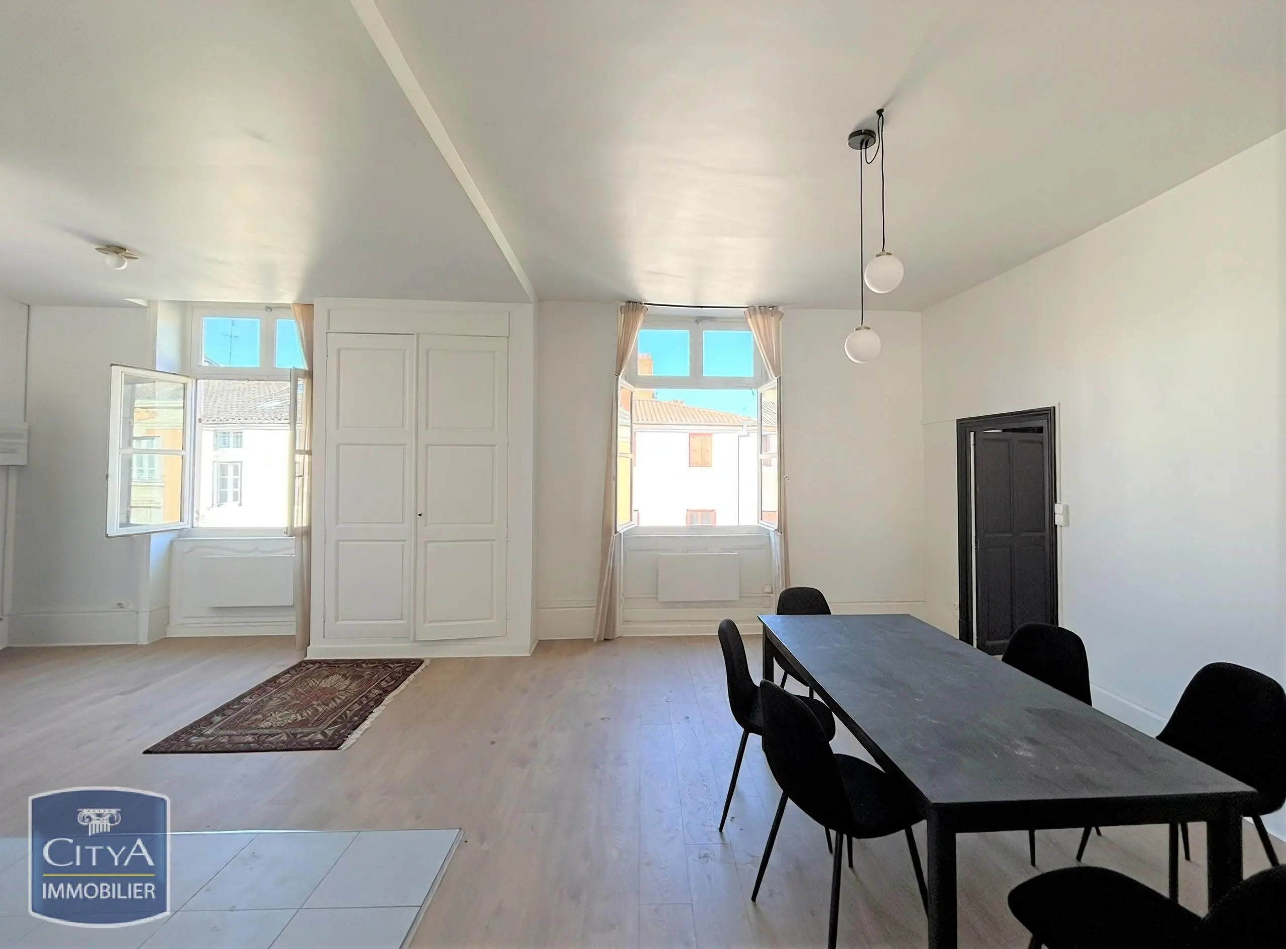 Photo 2 Appartement 5 pièces 105.5m²