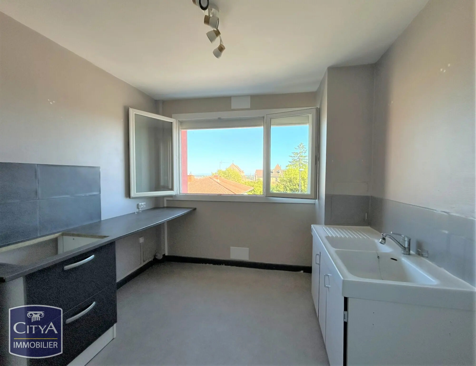 Photo 2 Appartement 3 pièces 64.82m²