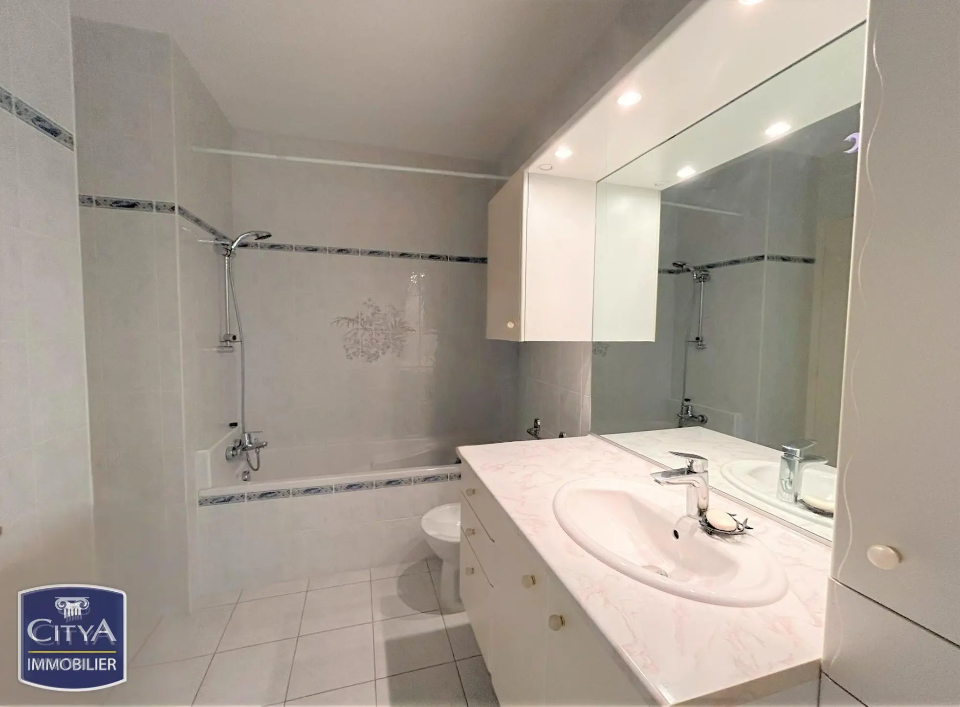 Photo 8 Appartement 5 pièces 102.05m²