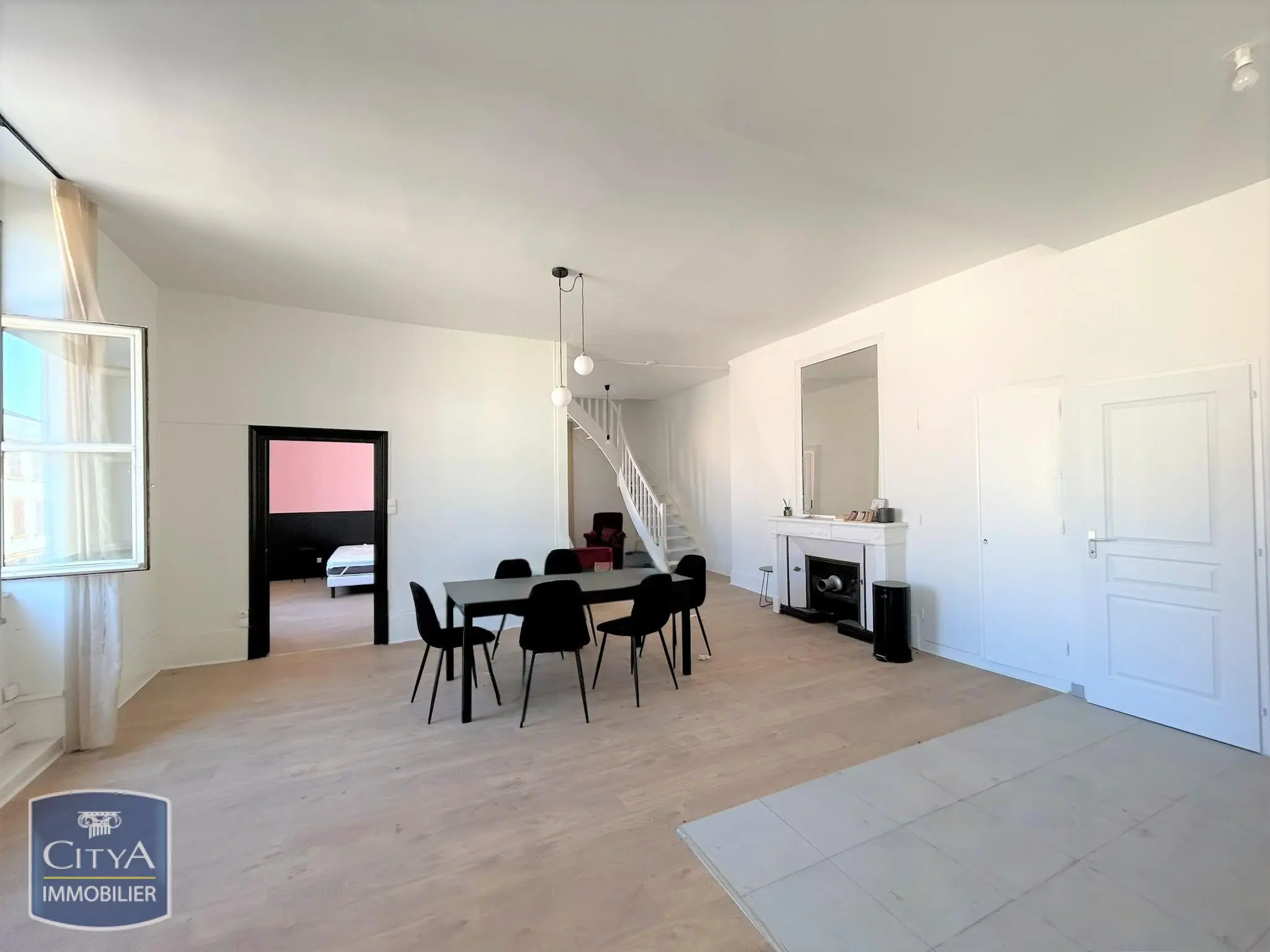 Photo 3 Appartement 5 pièces 105.5m²