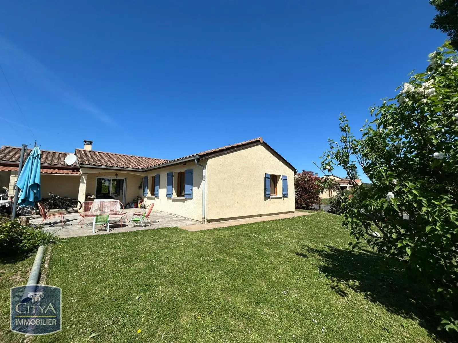 Photo 1 Maison 6 pièces 110m²