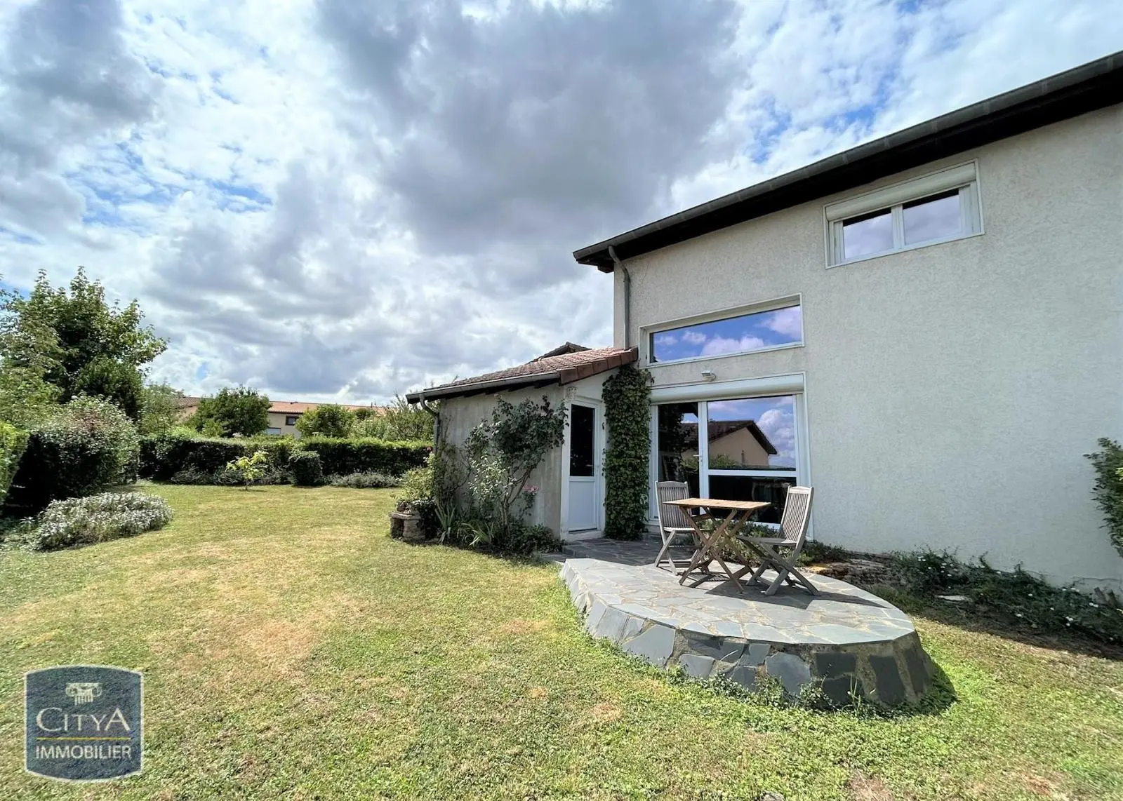 Photo 1 Maison 5 pièces 93m²