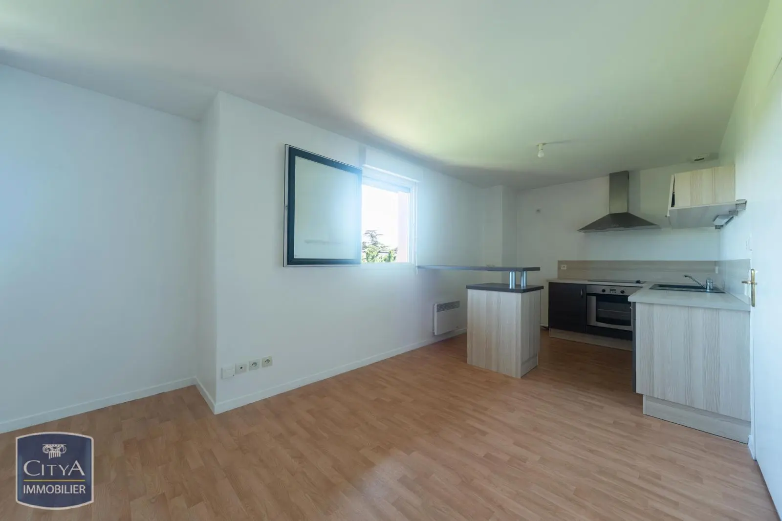 Photo 2 Appartement 1 pièce 36.15m²