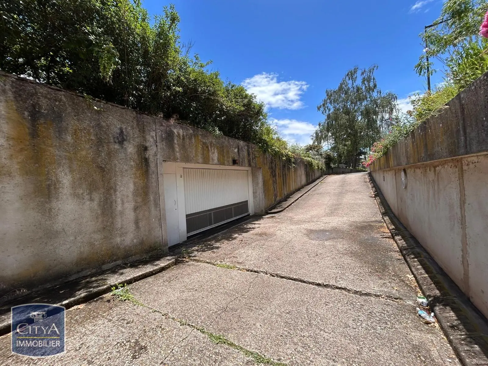 Photo 1 Parking 13m²