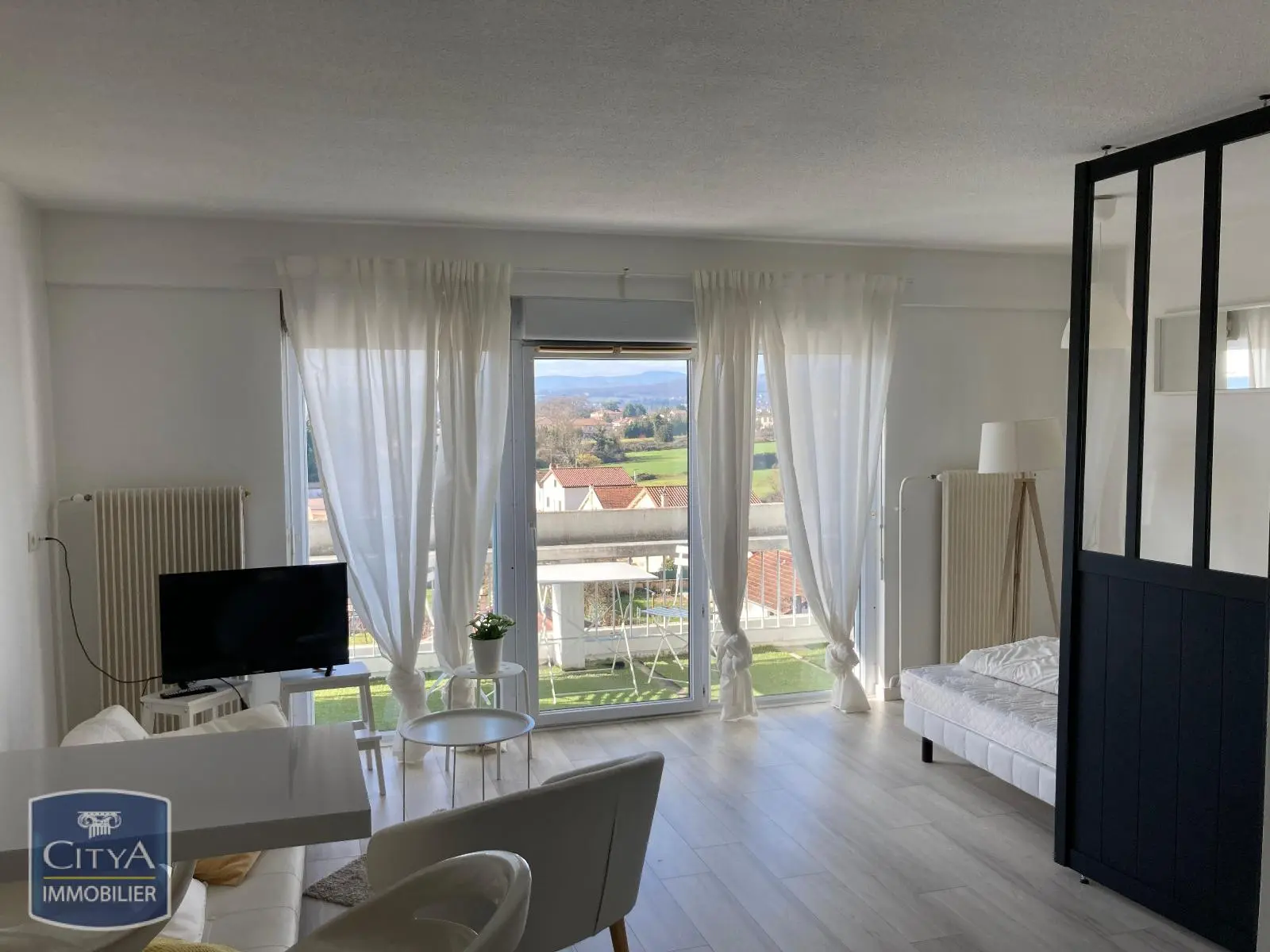 Photo 2 Appartement 1 pièce 29.58m²