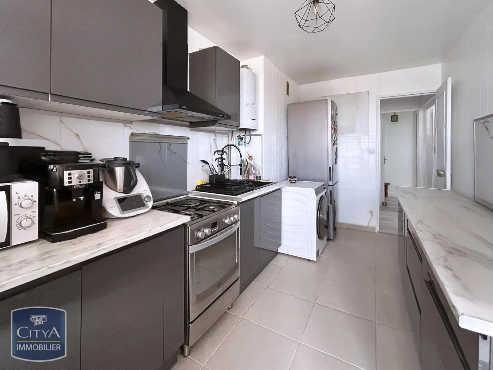 Photo 1 Appartement 2 pièces 56.31m²