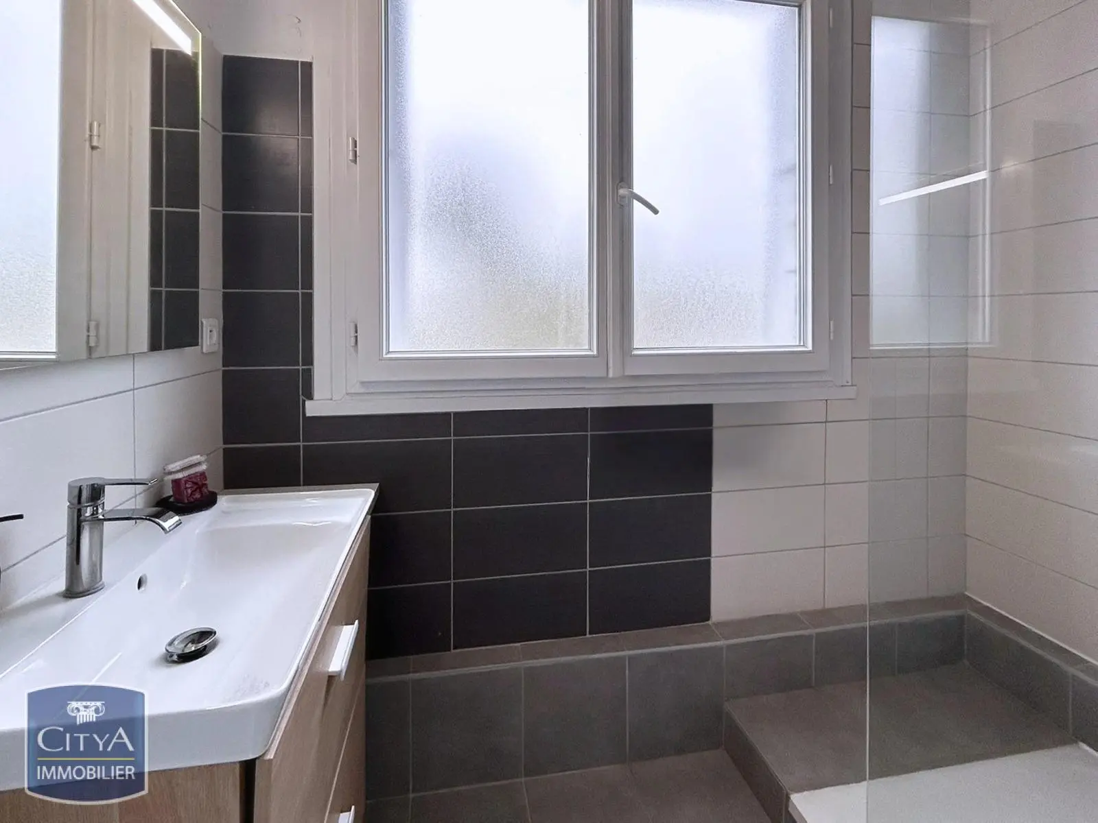 Photo 8 Appartement 2 pièces 56.31m²