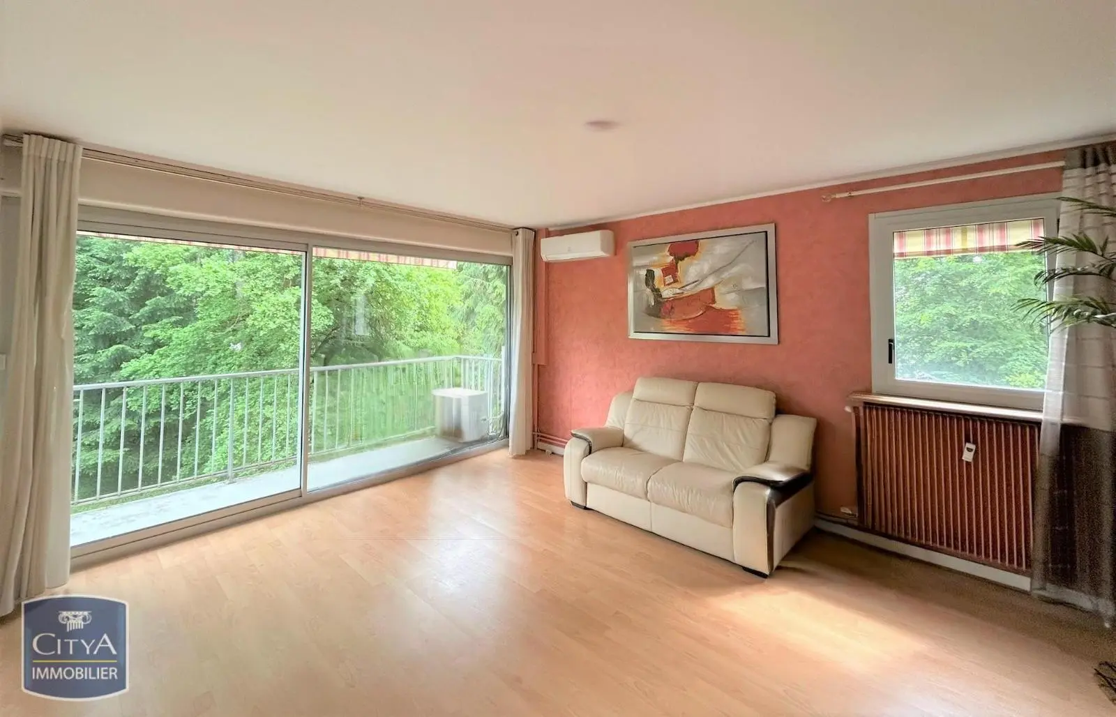 Photo 1 Appartement 5 pièces 102.05m²