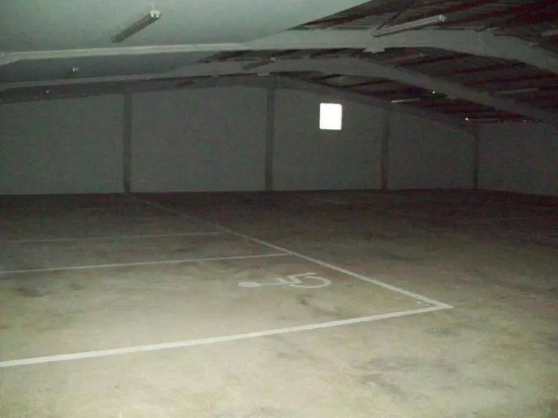 parking a louer sur bourg