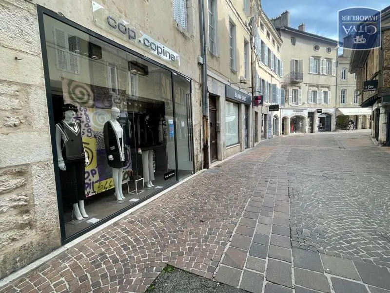 Photo 2 local commercial Bourg-en-Bresse