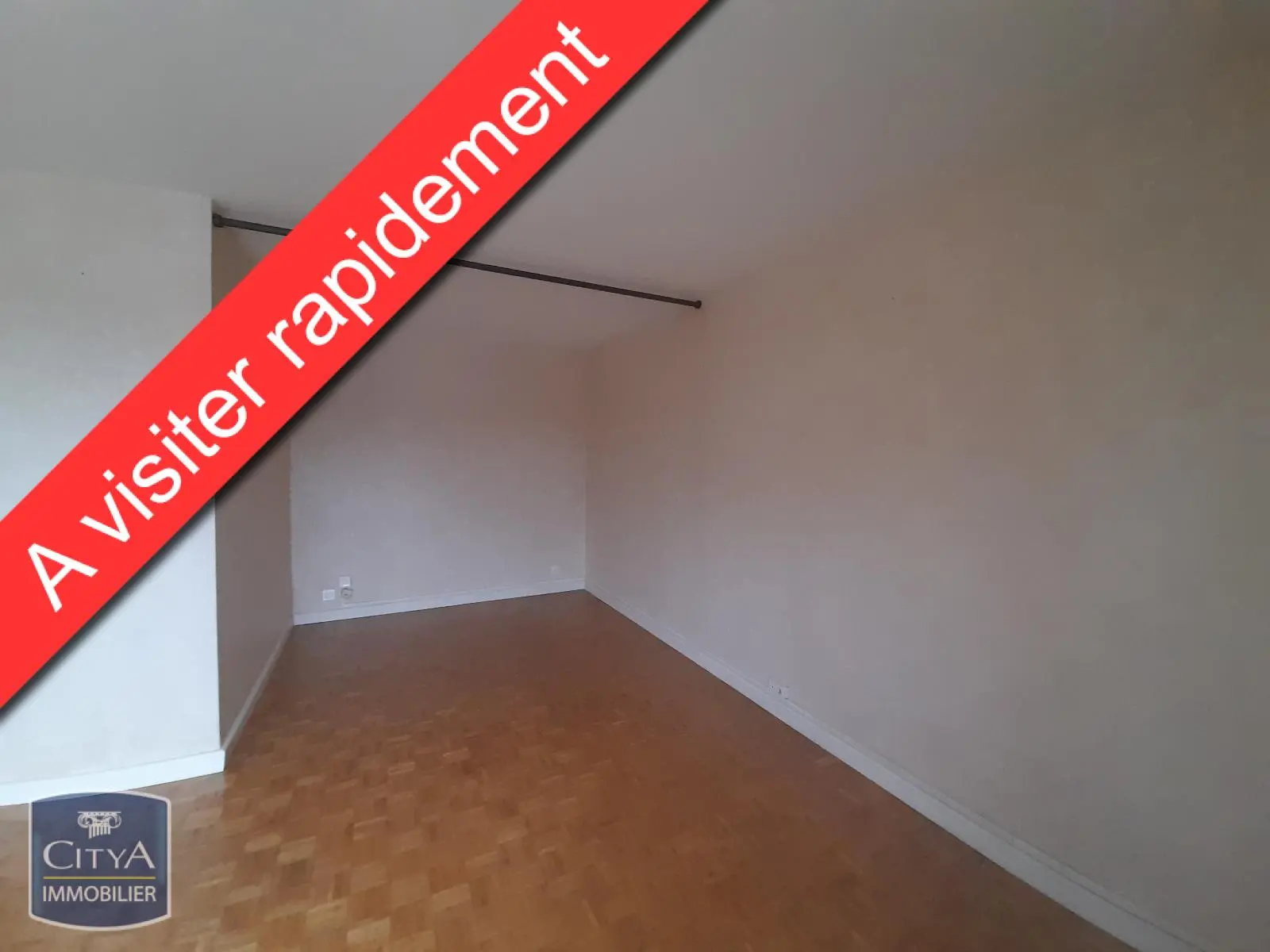 Photo 1 Appartement 1 pièce 32.16m²