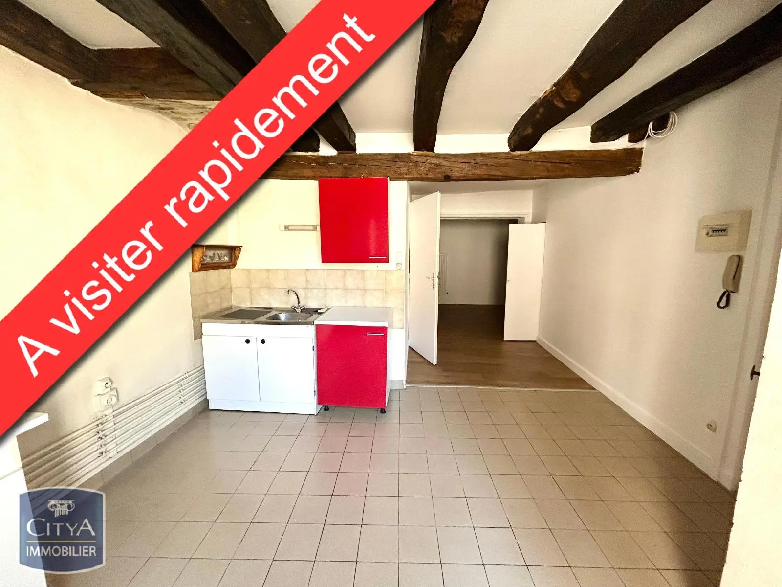 Photo 1 Appartement 1 pièce 26m²