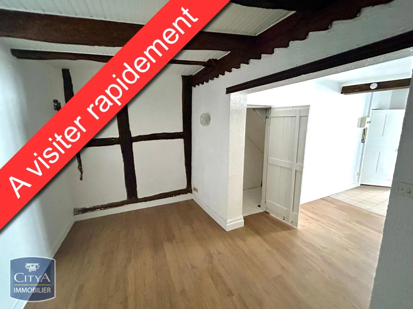 Photo 1 Appartement 1 pièce 28.22m²